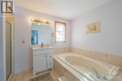 Real Estate -   134 TOPAZE AVENUE, Ottawa, Ontario - 