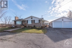 Real Estate -   5734 RUSSELL ROAD, Carlsbad Springs, Ontario - 