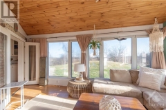 Real Estate -   5734 RUSSELL ROAD, Carlsbad Springs, Ontario - 