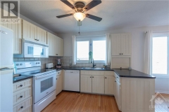 Real Estate -   5734 RUSSELL ROAD, Carlsbad Springs, Ontario - 