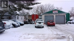 Real Estate -   1532 RAVEN AVENUE, Ottawa, Ontario - 