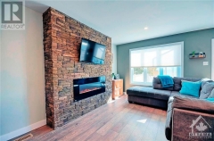 Real Estate -   14 GEORGE STREET, Crysler, Ontario - 