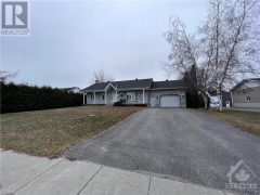 Real Estate -   2022 PRINCIPALE STREET, Hawkesbury, Ontario - 