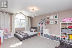 Real Estate -   215 MADHU CRESCENT, Ottawa, Ontario - 