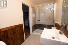 Real Estate -   52 OASIS PRIVATE, Ottawa, Ontario - 