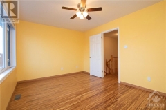 Real Estate -   52 OASIS PRIVATE, Ottawa, Ontario - 
