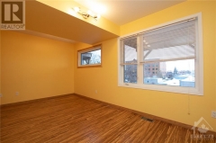 Real Estate -   52 OASIS PRIVATE, Ottawa, Ontario - 