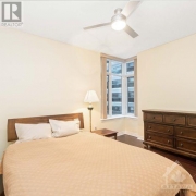 Real Estate -   570 LAURIER AVENUE W UNIT#802, Ottawa, Ontario - 