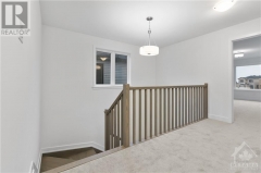 Real Estate -   28 MENDOZA WAY, Ottawa, Ontario - 