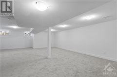 Real Estate -   28 MENDOZA WAY, Ottawa, Ontario - 