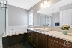 Real Estate -   356 ANDALUSIAN CRESCENT, Ottawa, Ontario - 