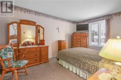 Real Estate -   3261 CLEARWATER CRESCENT, Ottawa, Ontario - 